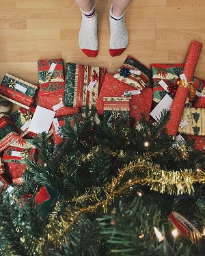 Survey finds Brits’ bad money saving habits affecting Christmas budget